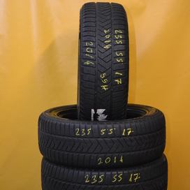 Használt Téli Pirelli Sottozero Winter 3 (R) gumiabroncs (235 / 55 / R16)
