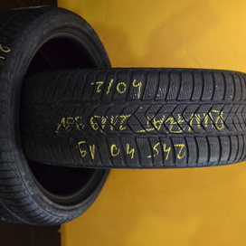 Használt Téli Pirelli Sottozero 3 RFT(Rep) gumiabroncs (245 / 40 / R19)