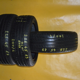 Használt Nyári Bridgestone Turanza T005(R2)(HA3455985)(JF) gumiabroncs (225 / 45 / R19)